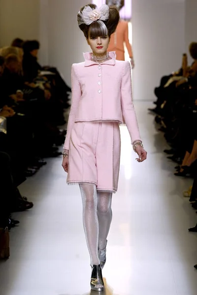 Look 9
